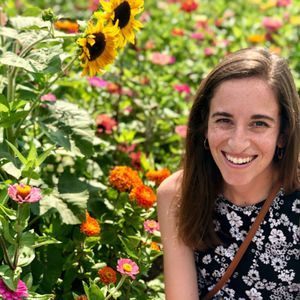 Meet your Posher, Eleni